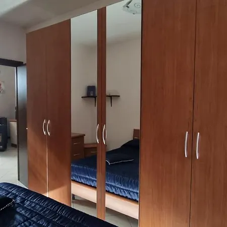 Casa A Apartment *